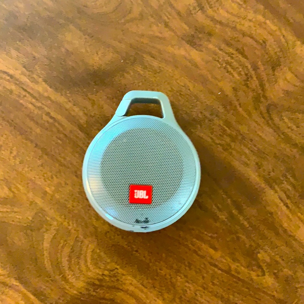 JBL Clip Wireless Speaker
